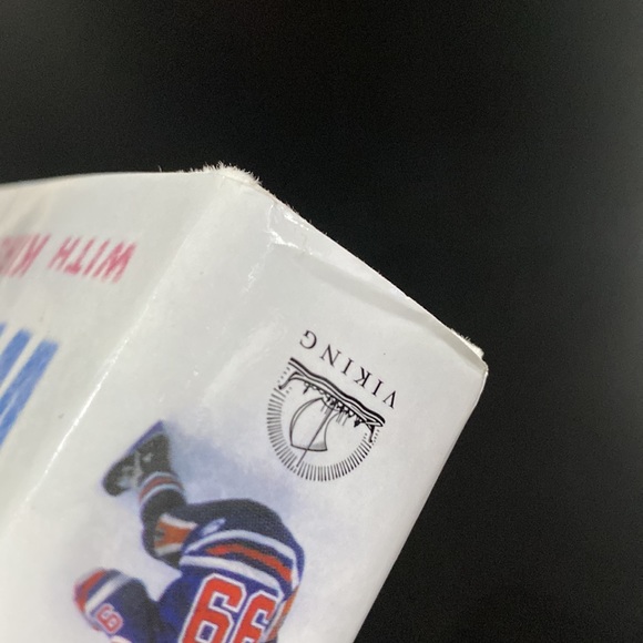 99: Stories of the Game by Wayne Gretzky - Hardcover Novel - Picture 11 of 11